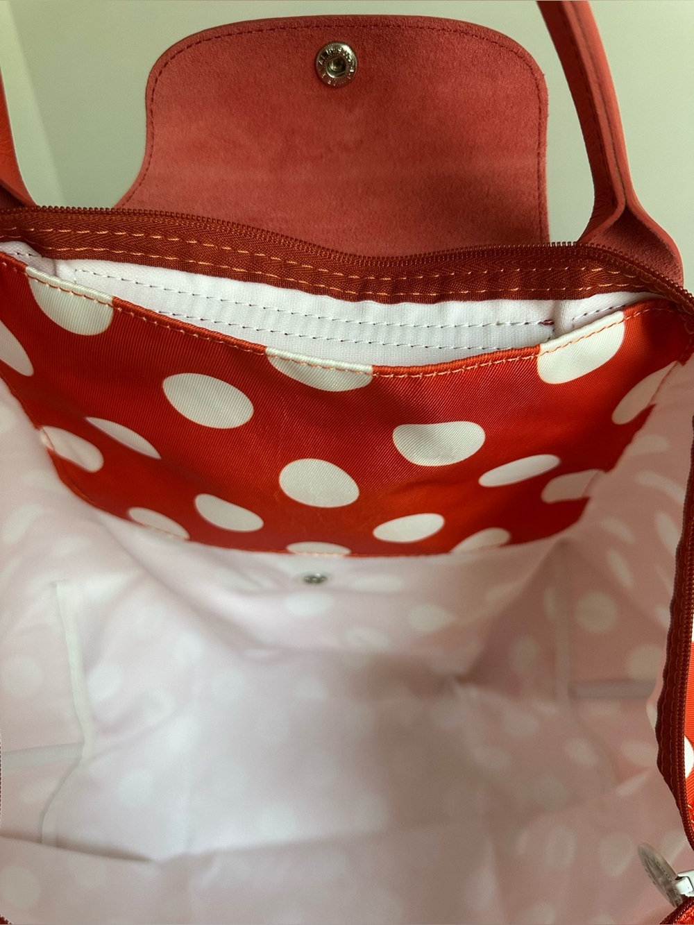 Longchamp Le Pliage Polka-dot travel Bag In Orange - Picture 3 of 8